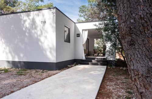Drage House | Tiny home Rubi in Oaza Mira resort