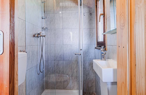 Kamnik Cottage | Tiny Panorama Cottages