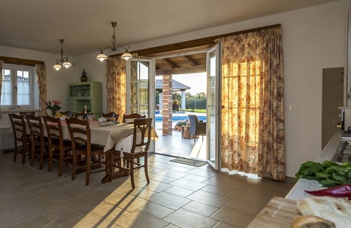 Babici Cottage | Top-class holiday house with private pool and whirlpool only 1 km from the sea
