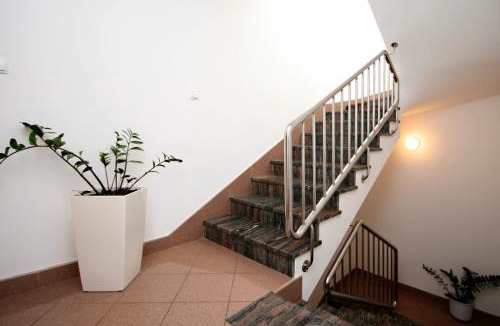 Meterize Apartment | Top Of The City