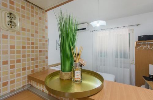 Meterize Apartment | Top Of The City