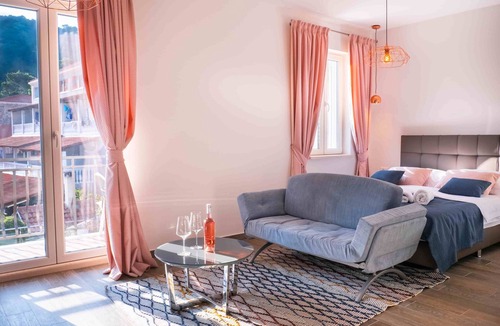 Saplunara Apartment | Touch of Infinity TOP FLOOR - studio apartment with sea view