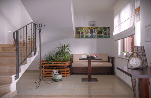 Ostarski Stanovi Hotel | Tourist Center Marko