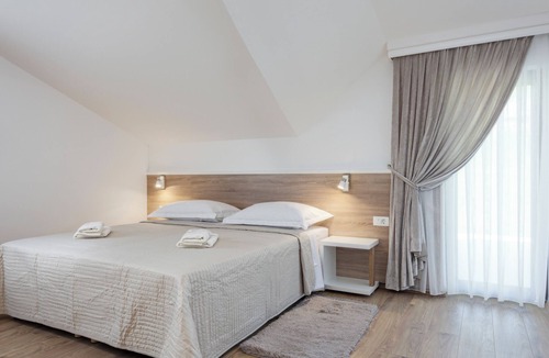 Ostarski Stanovi Hotel | Tourist Center Marko