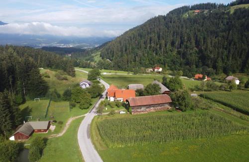 Slovenj Gradec House | Tourist Farm Klevž