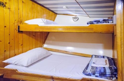 Old Town Boat Rental | Traditional gulet with crew breakfast&lunch