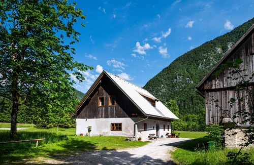Mojstrana House | Traditional homestead Guhar in Radovna Valley