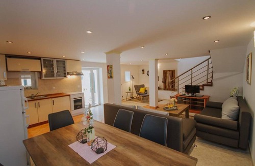 Seget Villa | Tranquil Getaway Villa Prapatnica with Pool and Garden - Three Bedroom Villa with Pool
