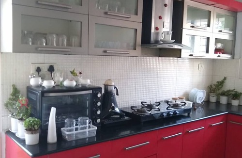 Chennai Apartment | Tranquil Home - 2-bedroom apartment in amazing Chennai with cool AC comfort