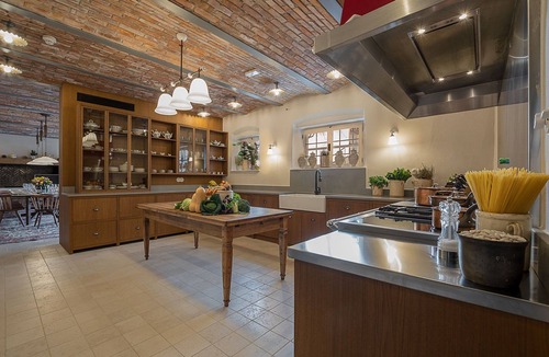 Krasica Villa | Tranquil Istria Estate | Palazio Clai Winery | 8 Bedrooms | Spa & Heated Pool