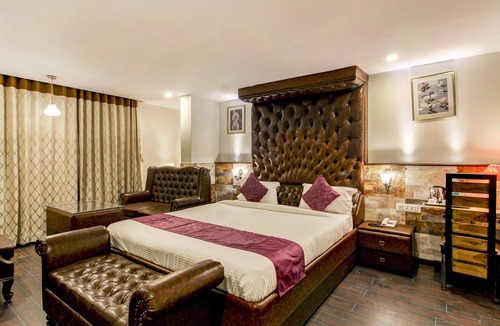 Banjara Hills Hotel | Treebo Tryst F One