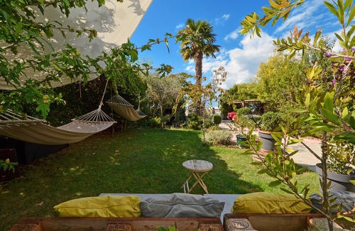 Okrug Gornji Apartment | TUDIJA 1 apartment for 4 + 1, located right on Copacabana beach, with garden