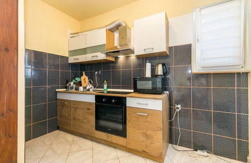 Kastel Stafilic Apartment | Two bedroom apartment with terrace Kaštel Štafilić, Kaštela (A-24155-b)