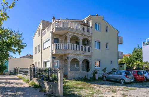 Kastel Stafilic Apartment | Two bedroom apartment with terrace Kaštel Štafilić, Kaštela (A-24155-b)