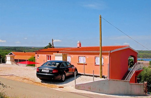 Gornji Karin Apartment | Two bedroom apartment with terrace Karin Gornji, Novigrad (A-18387-a)