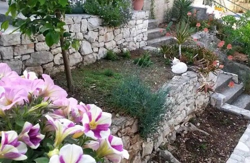 Sobra Apartment | Two bedroom apartment near beach Sobra, Mljet (A-22343-a)