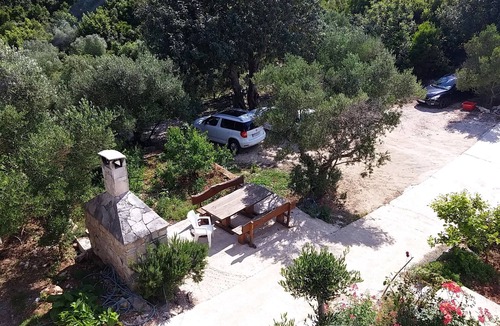 Kozarica Apartment | Two bedroom apartment near beach Kozarica, Mljet (A-4950-b)