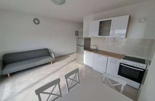 Dubrava Apartment | Two bedroom apartment near beach Luka Dubrava, Pelješac (A-284-d)