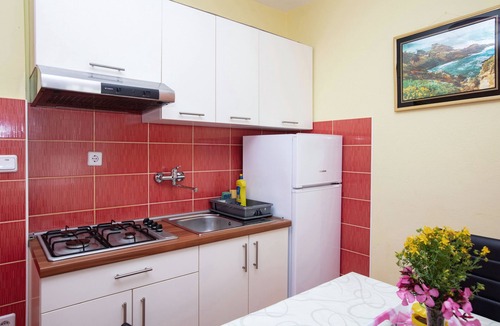 Grebastica Apartment | Two bedroom apartment with terrace and sea view Grebaštica, Šibenik (A-20736-c)