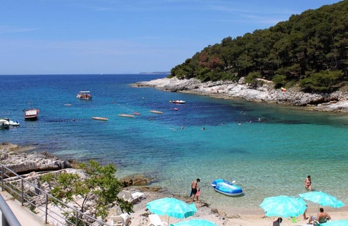 Cove Murtar Apartment | Two bedroom apartment with terrace and sea view Mali Lošinj, Lošinj (A-2500-a)