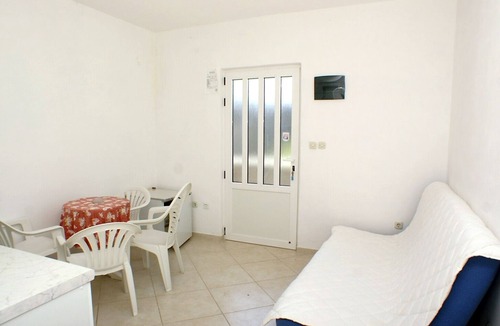 Dubrava Apartment | Two bedroom apartment near beach Luka Dubrava, Pelješac (A-4568-a)
