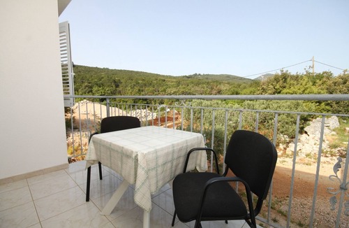 Pokrivenik Apartment | Two bedroom apartment near beach Cove Pokrivenik, Hvar (A-8673-a)