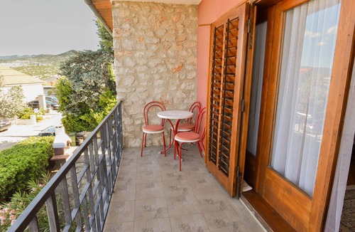 Klenovica Apartment | Two bedroom apartment with terrace and sea view Klenovica, Novi Vinodolski (A-23785-a)