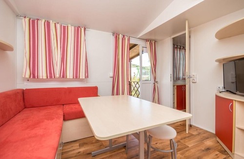 Drage Apartment | Two bedroom apartment with terrace and sea view Drage, Biograd (A-17819-d)