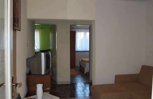 Rogoznica Apartment | Two bedroom apartment with terrace Rogoznica (A-19064-c)
