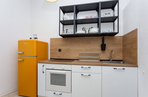 Grad Apartment | Two bedroom apartment with air-conditioning Šibenik (A-24466-a)