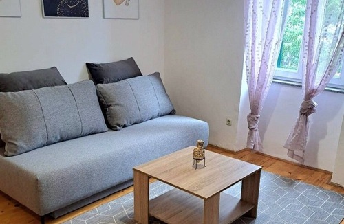 Grad Apartment | Two bedroom apartment with air-conditioning Šibenik (A-24466-a)
