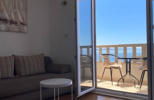 Drasnice Apartment | Two bedroom apartment near beach Drašnice, Makarska (A-22864-b)