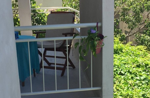 Drasnice Apartment | Two Bedroom Apartment with veranda
