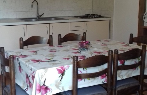 Kukljica Apartment | Two bedroom apartment with terrace Kukljica, Ugljan (A-8277-a)