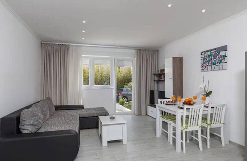 Mokosica Apartment | Two bedroom apartment with terrace Mokošica, Dubrovnik (A-22793-a)