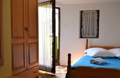 Dobropoljana Apartment | Two bedroom apartment with terrace and sea view Dobropoljana, Pašman (A-8312-a)