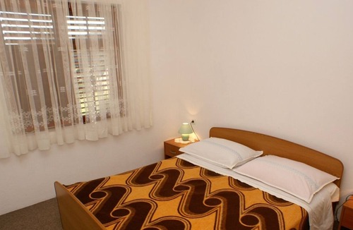 Nevidane Apartment | Two bedroom apartment with terrace Neviđane, Pašman (A-684-c)