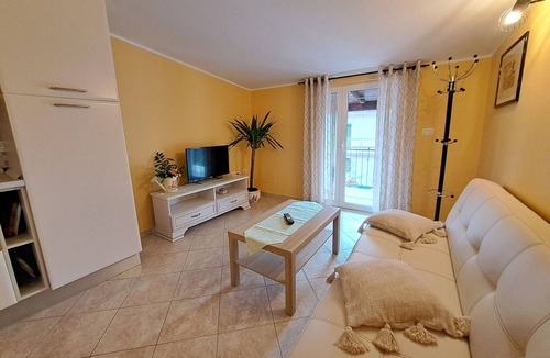Fiorini Apartment | Two bedroom apartment with terrace Fiorini, Novigrad (A-6926-a)
