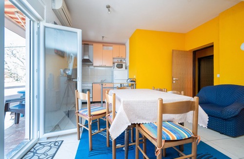 Petrcane Apartment | Two bedroom apartment with terrace and sea view Petrčane, Zadar (A-14628-a)
