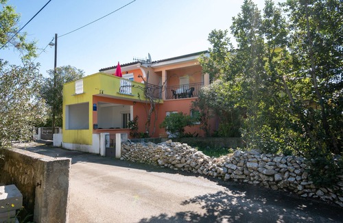 Petrcane Apartment | Two bedroom apartment with terrace and sea view Petrčane, Zadar (A-14628-a)