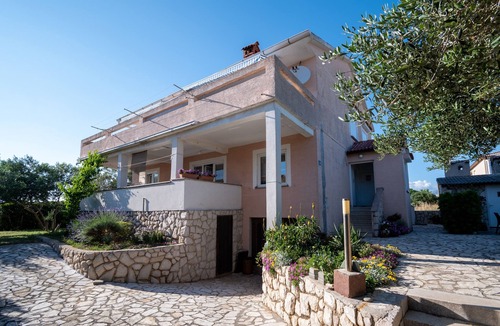 Povljana Apartment | Two bedroom apartment with terrace and sea view Povljana, Pag (A-6298-b)