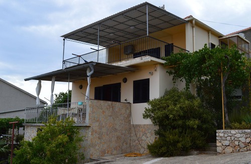 Primosten Burnji Apartment | Two bedroom apartment with terrace and sea view Bilo (Primošten) (A-12434-a)