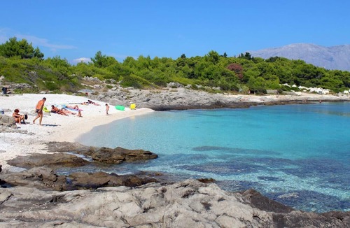 Sumartin Apartment | Two bedroom apartment with terrace and sea view Sumartin, Brač (A-2952-b)