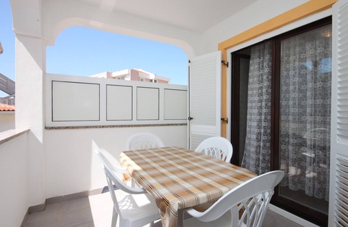 Kustici Apartment | Two bedroom apartment near beach Kustići, Pag (A-4129-d)