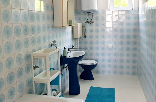 Metajna Apartment | Two bedroom apartment with terrace and sea view Metajna, Pag (A-6423-b)