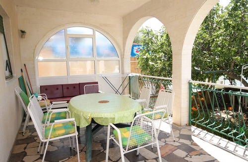 Grebastica Apartment | Two bedroom apartment near beach Grebaštica (Šibenik) (A-6437-b)
