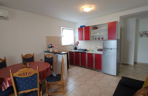 Dubrava Apartment | Two bedroom apartment near beach Cove Pještata (Pelješac) (A-10210-a)
