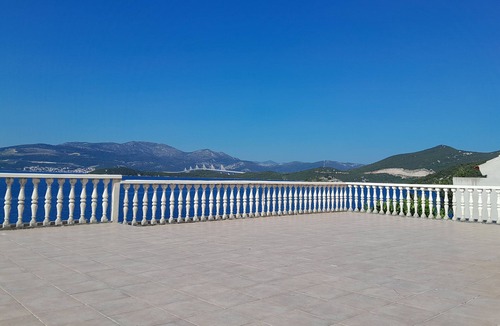 Dubrava Apartment | Two bedroom apartment near beach Cove Pještata (Pelješac) (A-14440-e)