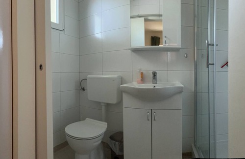 Turanj Apartment | Two bedroom apartment near beach Turanj, Biograd (A-25988-c)