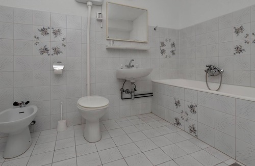 Pokrivenik Apartment | Two bedroom apartment near beach Cove Pokrivenik, Hvar (A-10427-a)